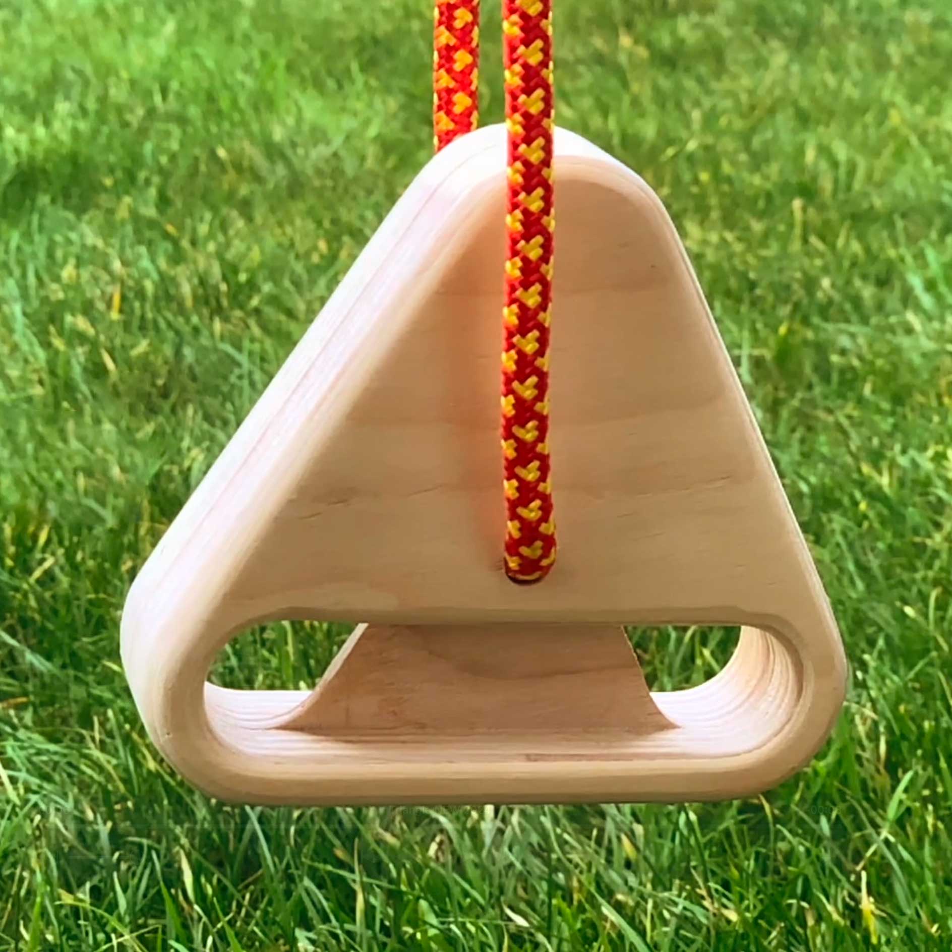 Triangle Triple Edge Hangboard | 25, 20, 15mm Rungs image 2